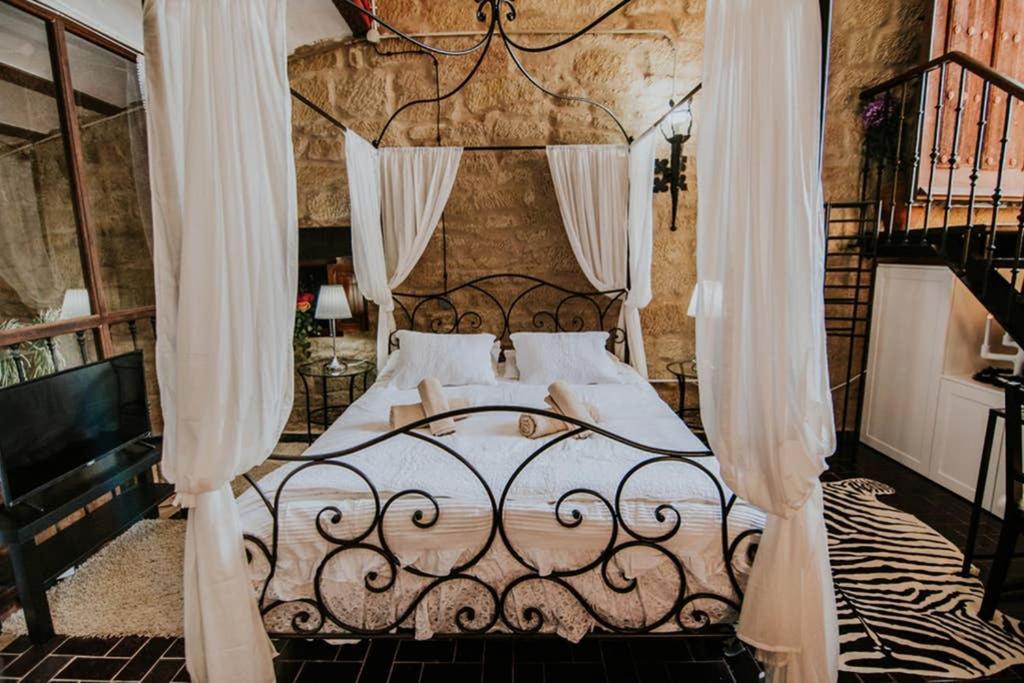 Durmiendo Como Reyes En La Rioja Cihuri Zewnętrze zdjęcie